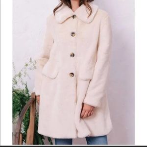 Gal Meets Glam Paulina teddy bear coat- never worn